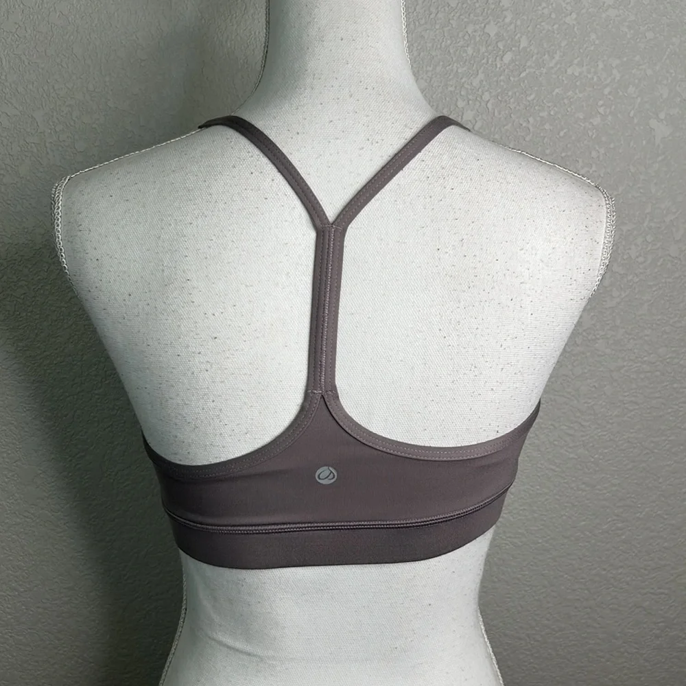 Gray Cropped Athletic Sports Bra Size Medium‎
